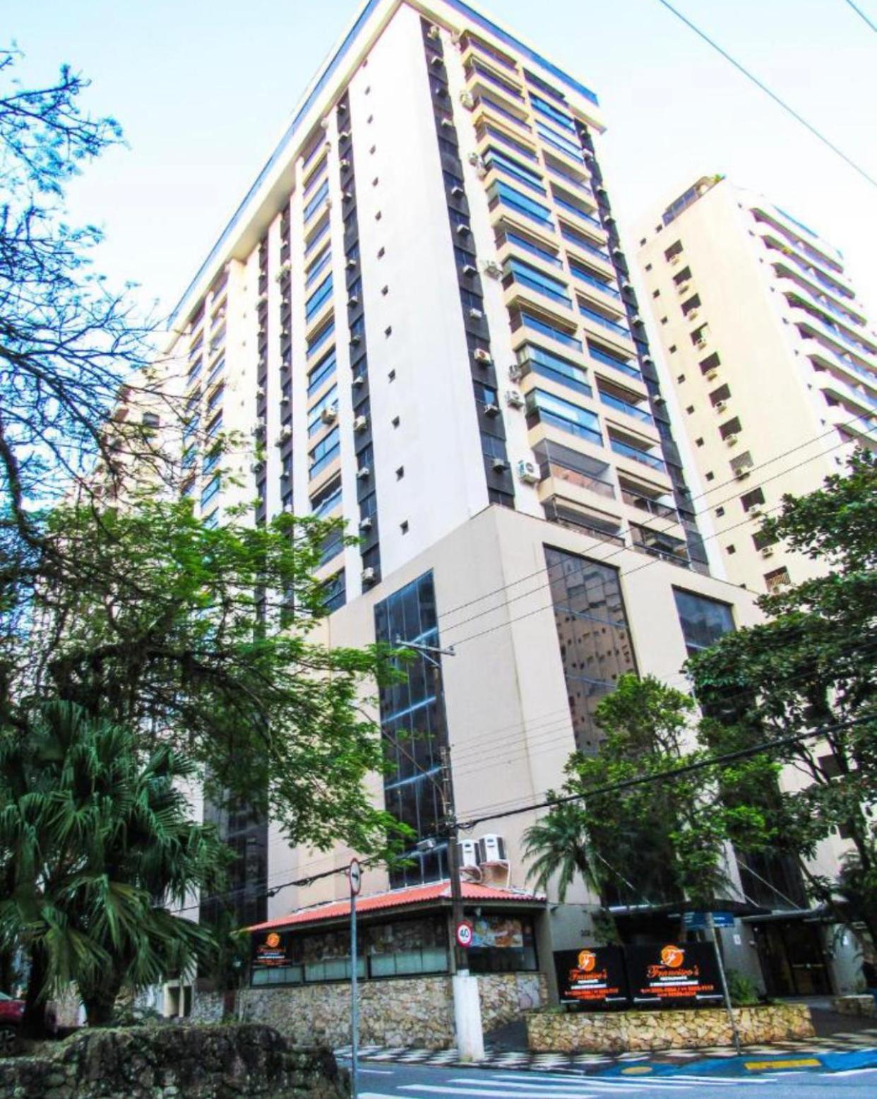 2 Dorm L Piscina L Sauna L Garagem L 200M Da Praia Das Pitangueiras Guarujá Esterno foto